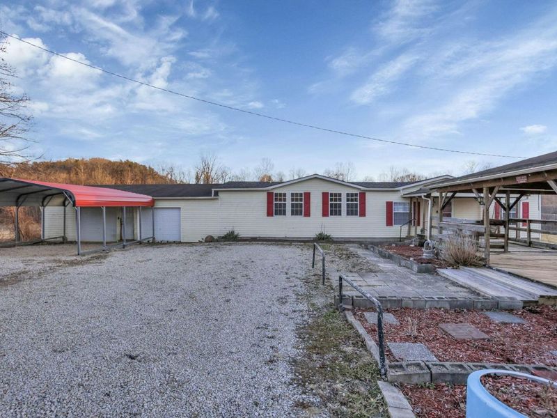 14753 State Route 37 E, Crooksville, OH 43731 Photo 2