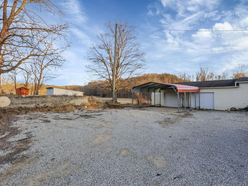 14753 State Route 37 E, Crooksville, OH 43731 Photo 3