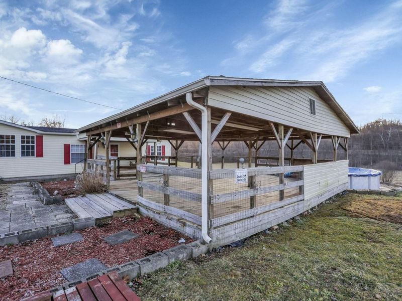 14753 State Route 37 E, Crooksville, OH 43731 Photo 4