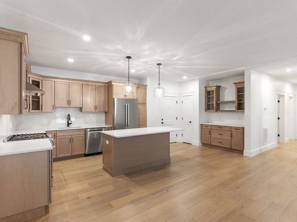 134 Court St, Unit 1, Plymouth, MA 02360