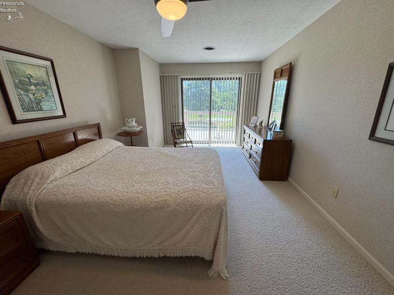 3305 N Stonehouse Drive, Unit 7, Port Clinton, OH 43452 Photo 10