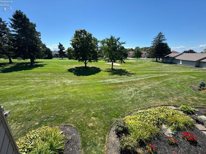 3305 N Stonehouse Drive, Unit 7, Port Clinton, OH 43452 Photo 25