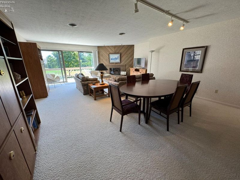 3305 N Stonehouse Drive, Unit 7, Port Clinton, OH 43452 Photo 8