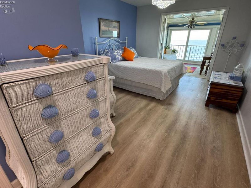 2212 N Carriage Lane, Unit 7, Port Clinton, OH 43452 Photo 4