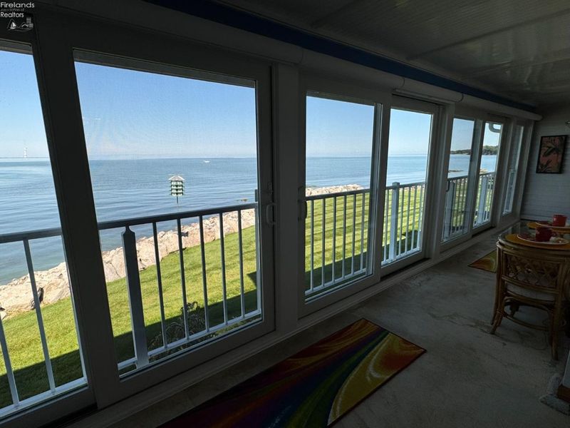 2212 N Carriage Lane, Unit 7, Port Clinton, OH 43452 Photo 5