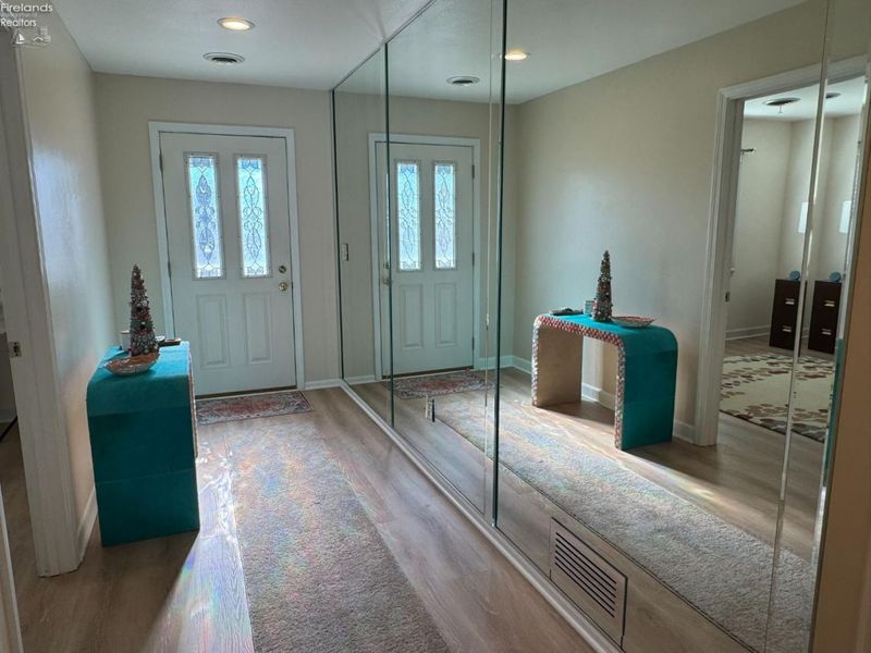 2212 N Carriage Lane, Unit 7, Port Clinton, OH 43452 Photo 7