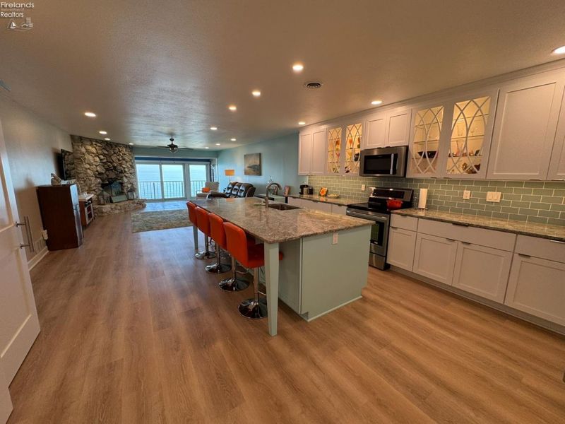 2212 N Carriage Lane, Unit 7, Port Clinton, OH 43452 Photo 8