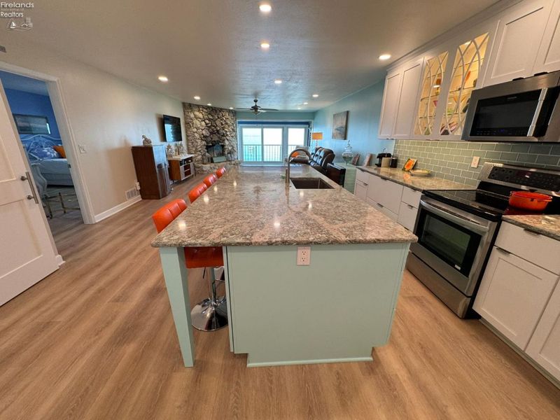 2212 N Carriage Lane, Unit 7, Port Clinton, OH 43452 Photo 9