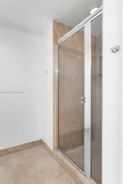 4775 Collins Ave, Unit 1006, Miami Beach, FL 33140 Photo
