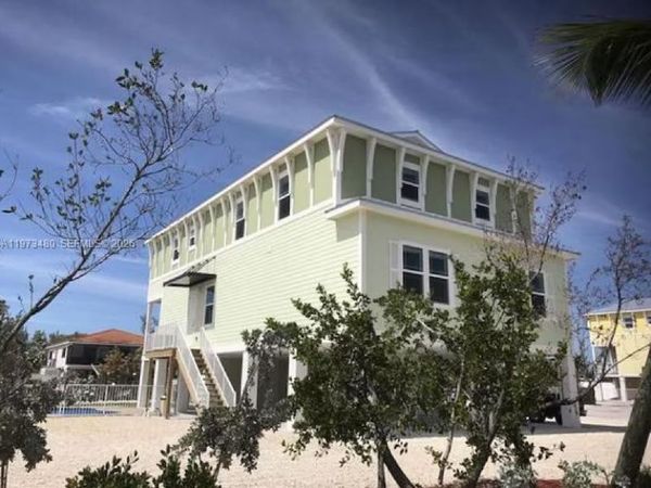 227 Sombrero Beach Rd, Marathon, FL 33050