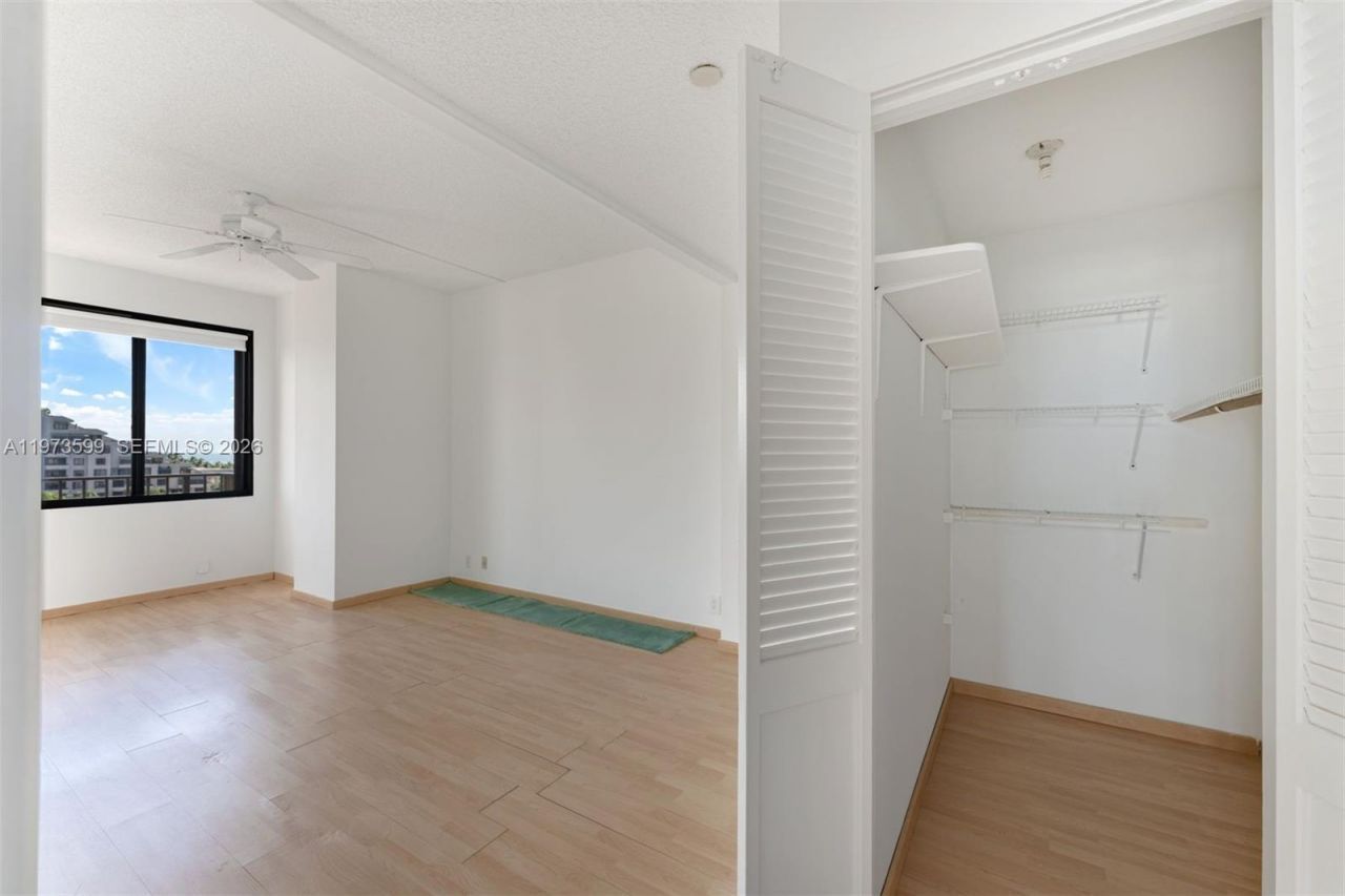 151 Crandon Blvd, Unit 600, Key Biscayne, FL 33149 Photo