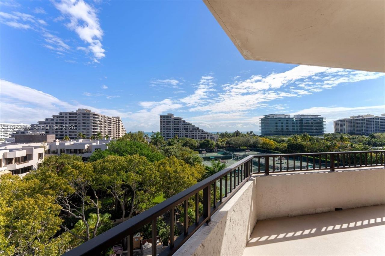 151 Crandon Blvd, Unit 600, Key Biscayne, FL 33149 Photo