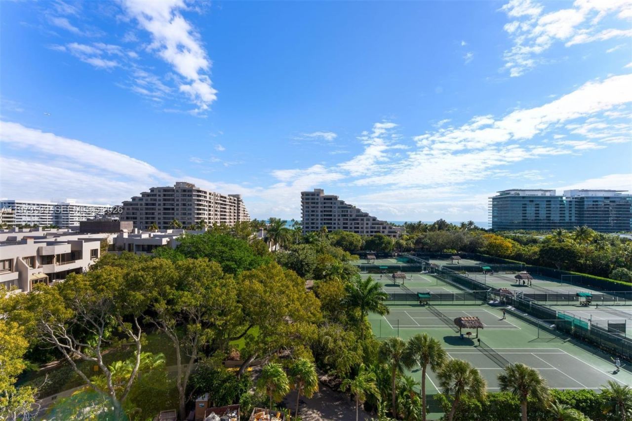 151 Crandon Blvd, Unit 600, Key Biscayne, FL 33149 Photo