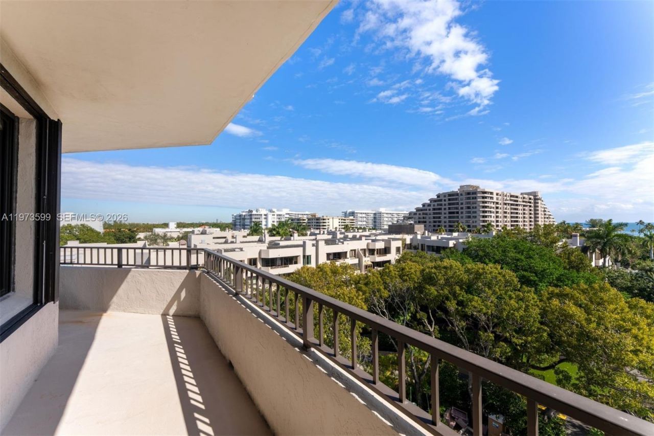 151 Crandon Blvd, Unit 600, Key Biscayne, FL 33149 Photo