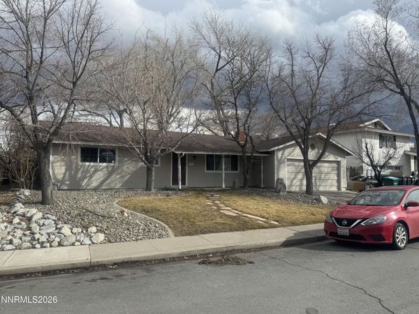 1311 Siskiyou Drive, Carson City, NV 89701