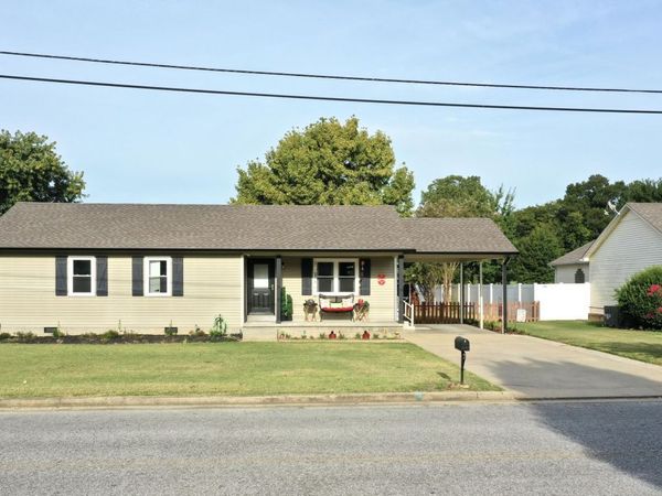 2491 Clifton Drive, Dyersburg, TN 38024