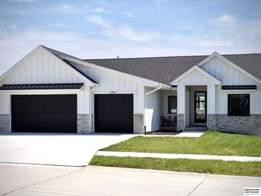 5707 N 209th Street, Elkhorn, NE 68022