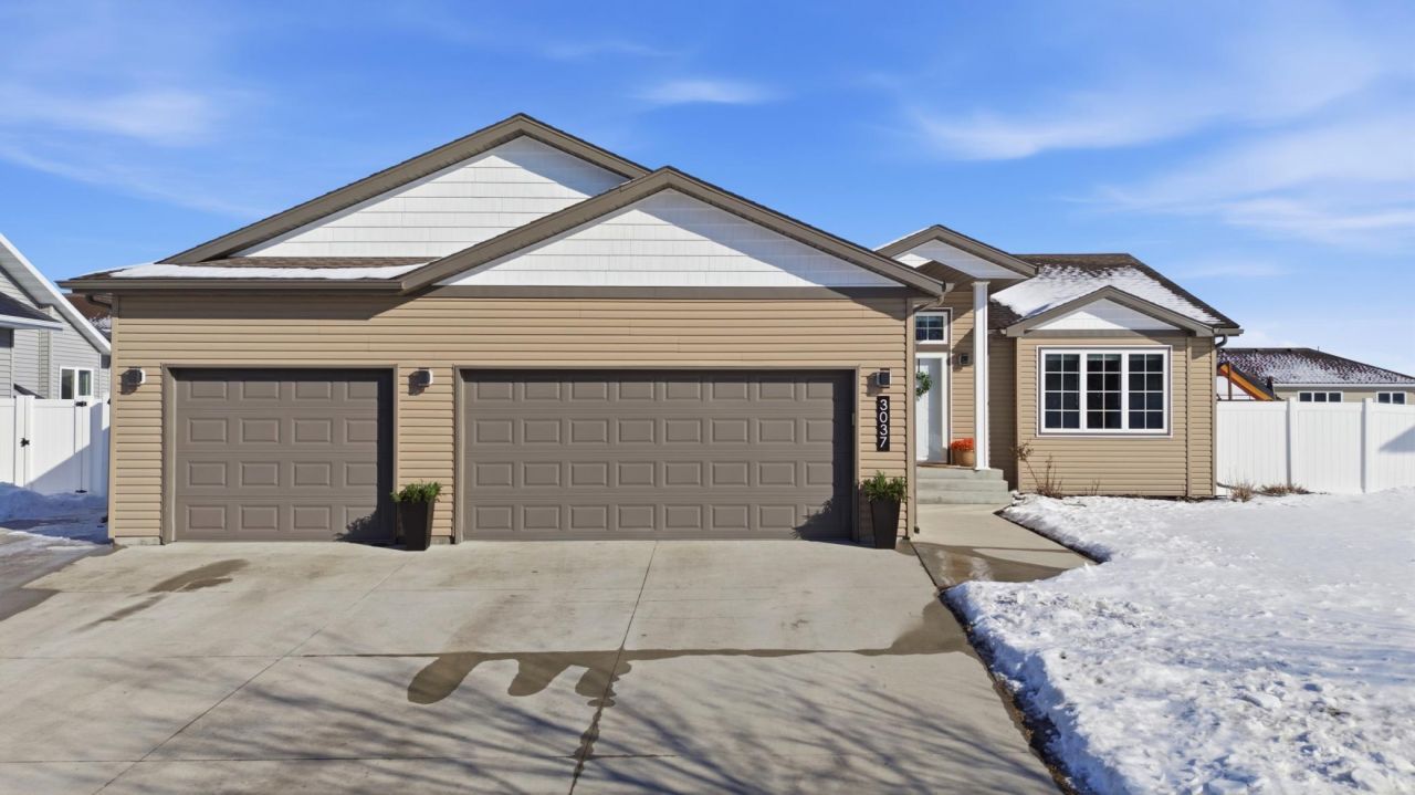 3037 Claire Drive E West Fargo, ND 58078