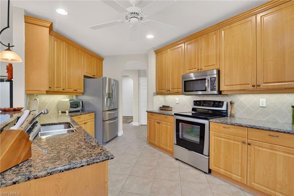 5581 Berkshire Dr, Unit 101, Fort Myers, FL 33912 Photo