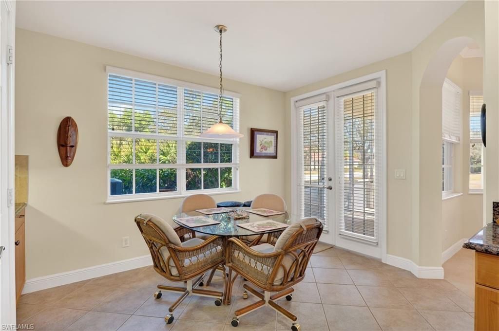 5581 Berkshire Dr, Unit 101, Fort Myers, FL 33912 Photo