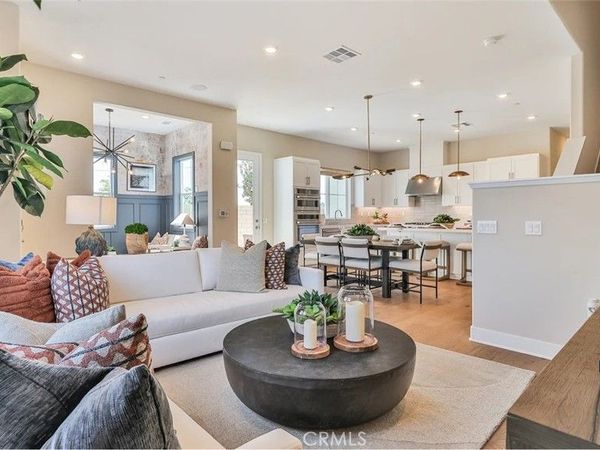 27330 Black Walnut Place, Valencia, CA 91381