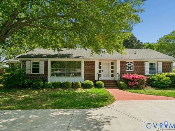 812 Poquoson Avenue, Poquoson, VA 23662