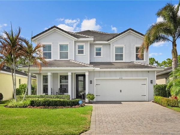 4734 SW Briarwood Court, Stuart, FL 34997