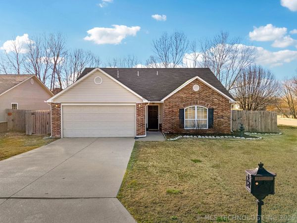 9214 S 256th East Avenue , Broken Arrow, OK 74014