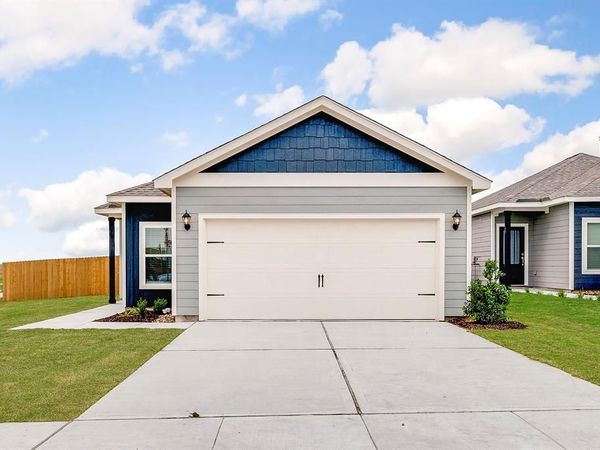 8317 White Wolf Trail, Ponder, TX 76259