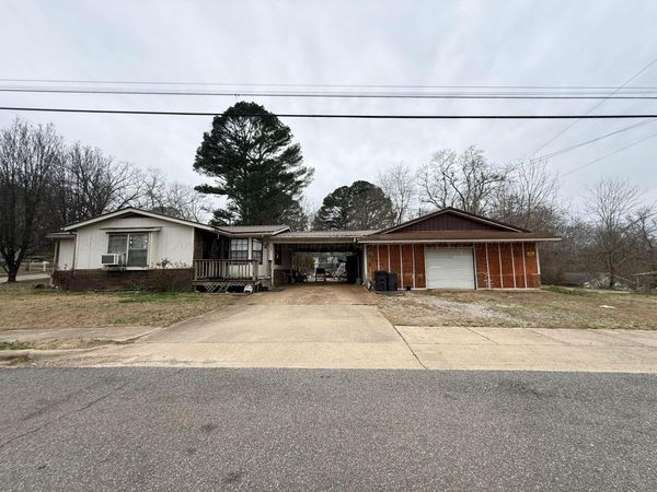286 SCHOOL St, Brilliant, AL 35548