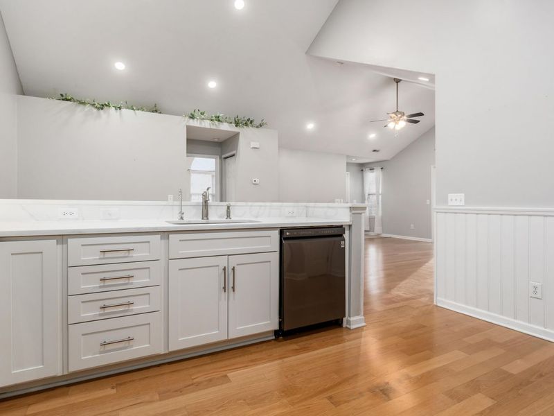 2103 Valentina Lane , Newark, OH 43055 Photo 12