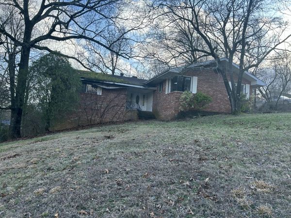 410 Paragon Drive, Chattanooga, TN 37415