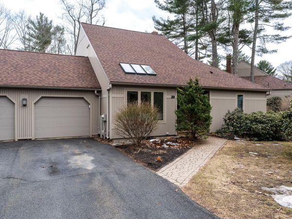 39 Wildwood Drive, Unit 39, Cape Elizabeth, ME 04107