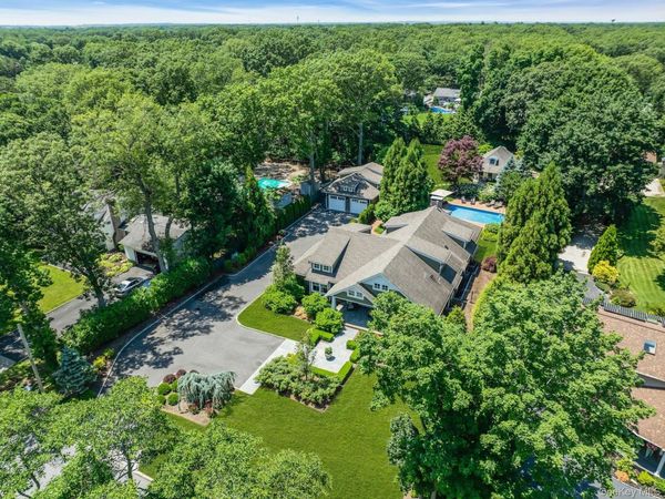 120 Cambon Avenue , Saint James, NY 11780