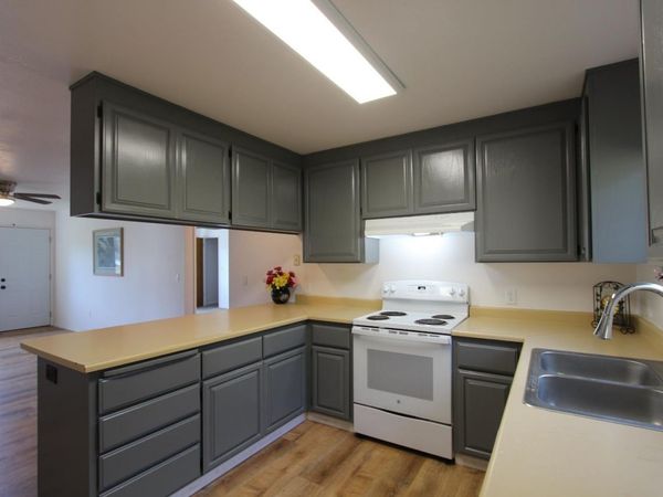 23288 Lone Pine Dr, Auburn, CA 95602