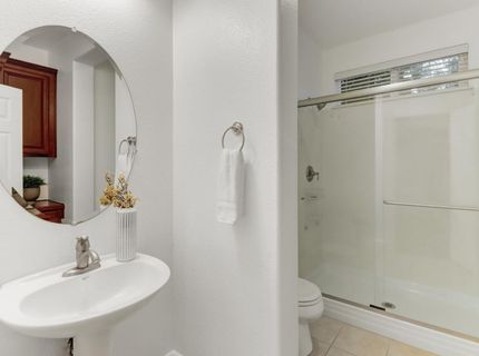 965 Browning Ln, Rocklin, CA 95765 Photo