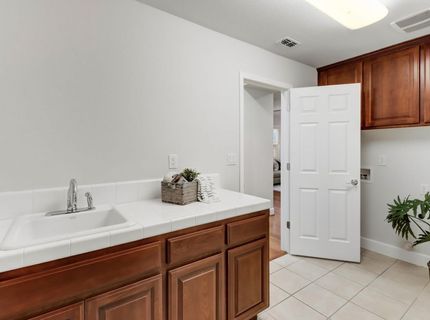 965 Browning Ln, Rocklin, CA 95765 Photo