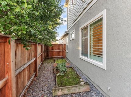 965 Browning Ln, Rocklin, CA 95765 Photo