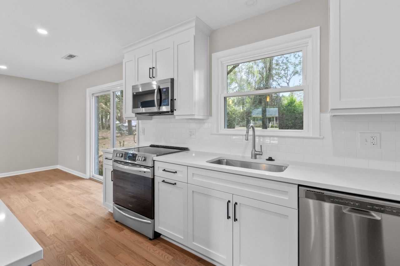 1072 Kentwood Circle Photo 13