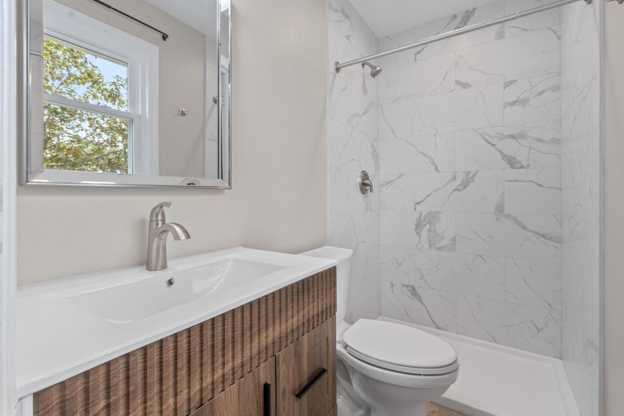 1072 Kentwood Circle Photo 22