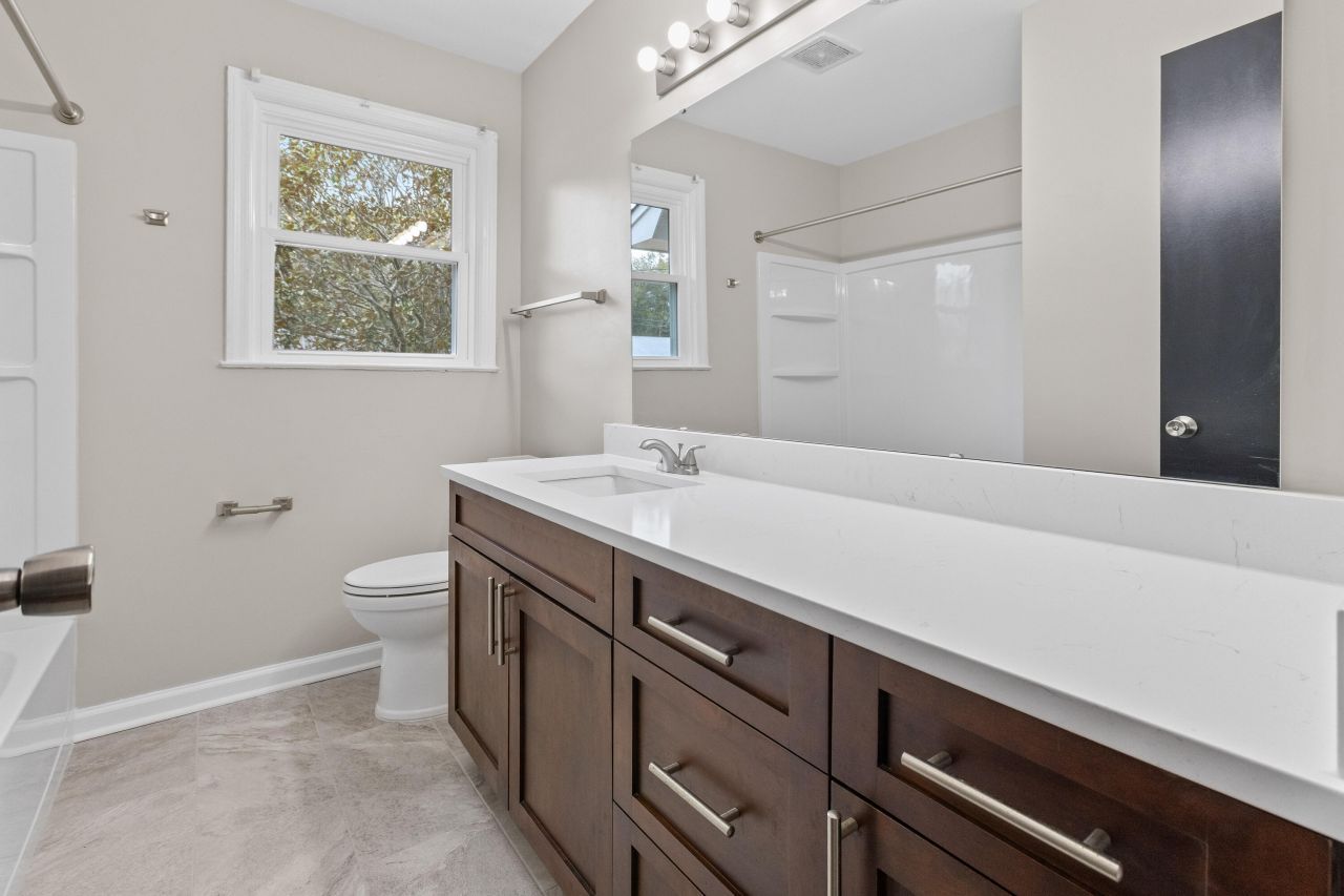 1072 Kentwood Circle Photo 28