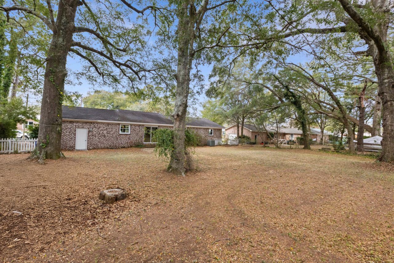 1072 Kentwood Circle Photo 34
