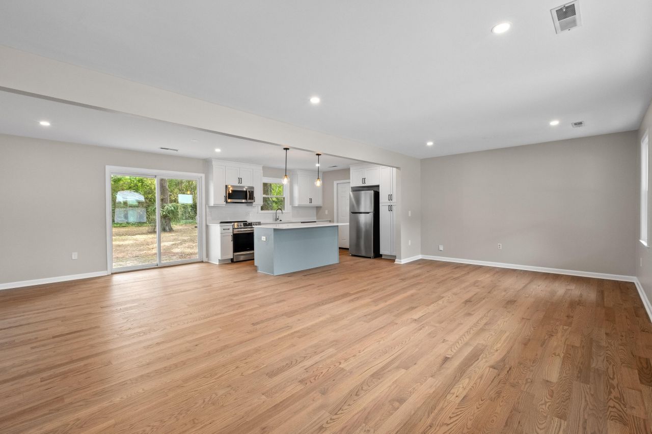 1072 Kentwood Circle Photo 8