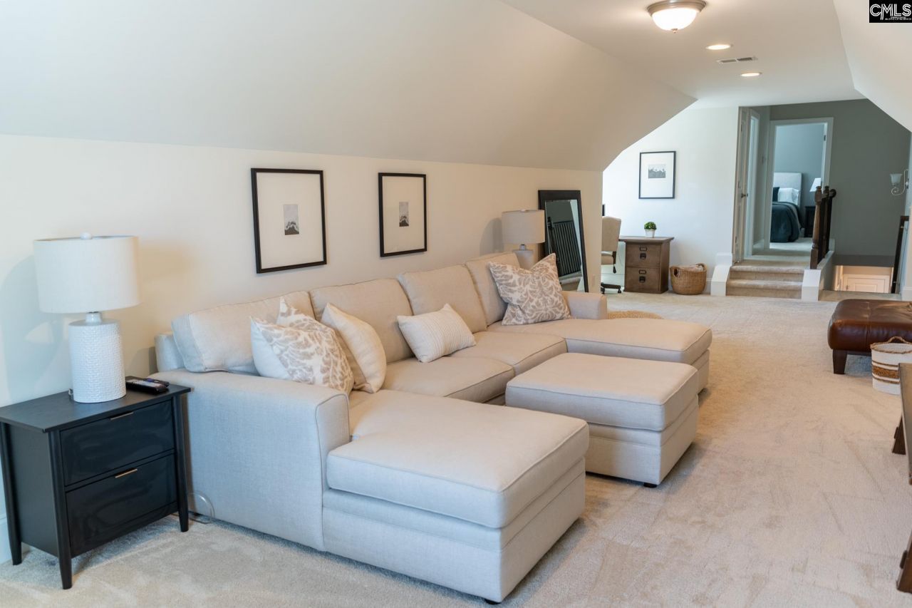 406 Hideaway Court Photo 13