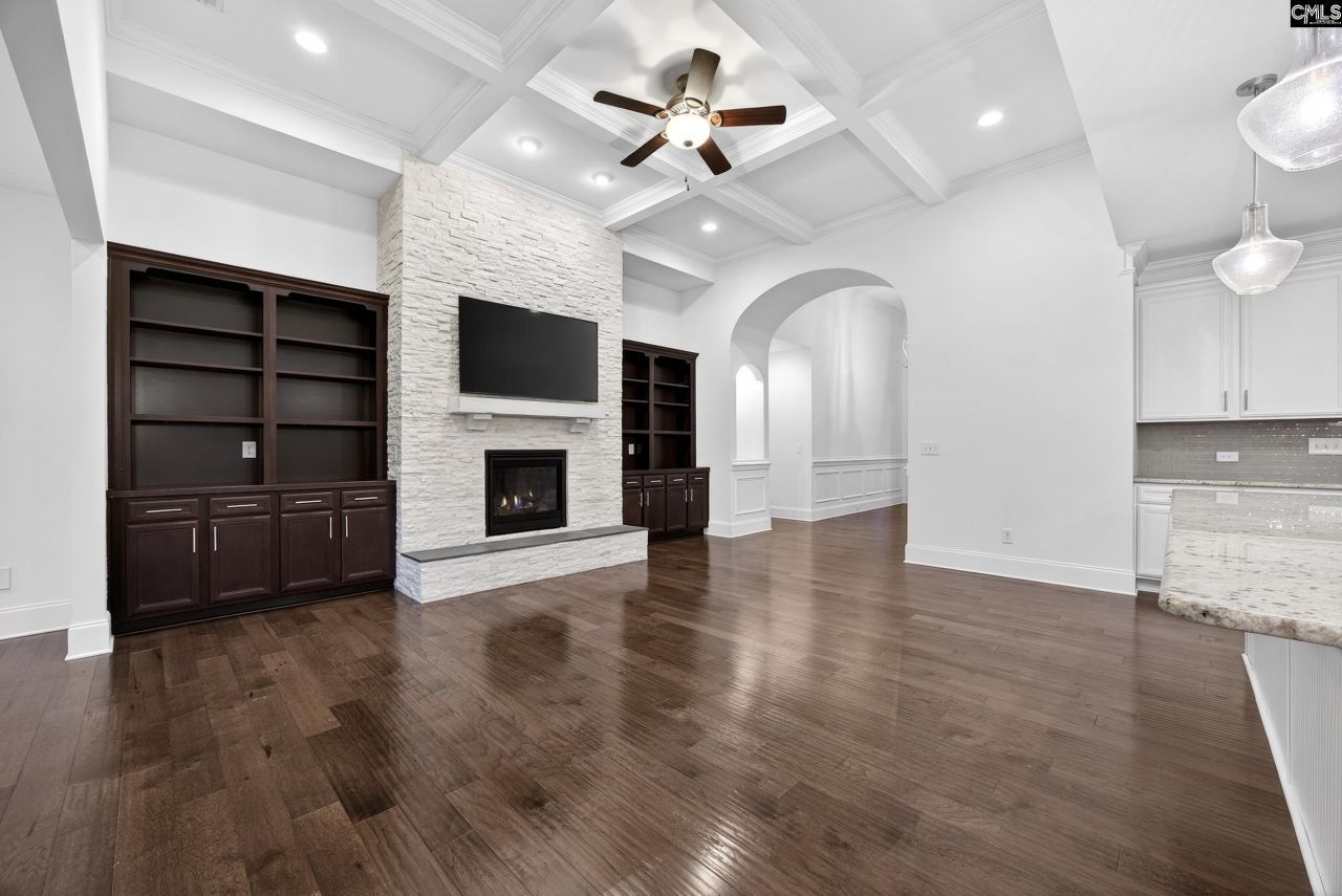 406 Hideaway Court Photo 32