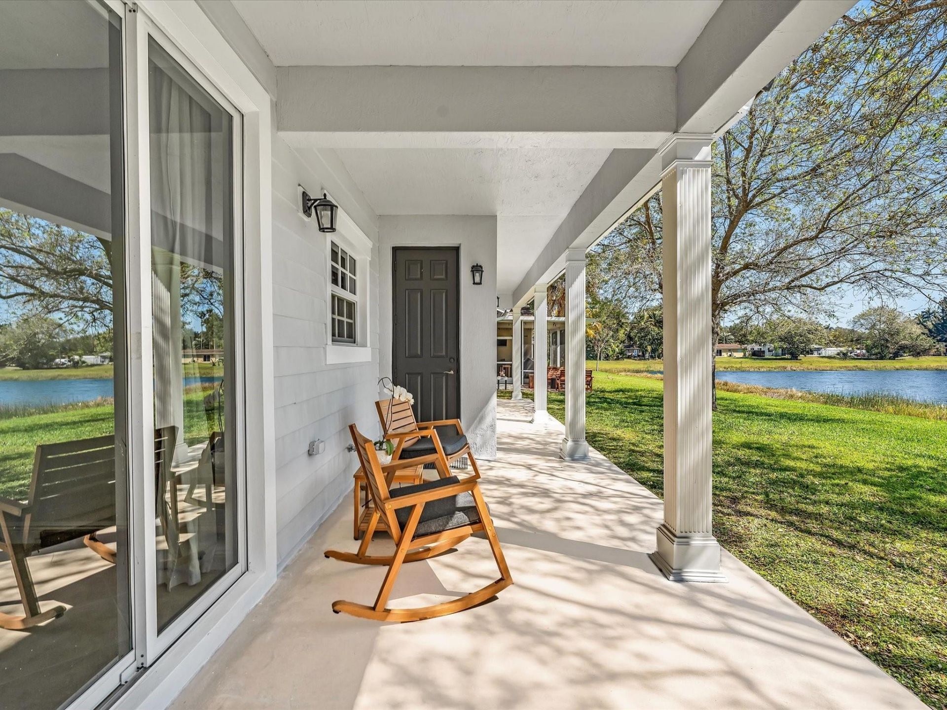 6806 Lakeside Circle, Davie, FL 33314 Photo