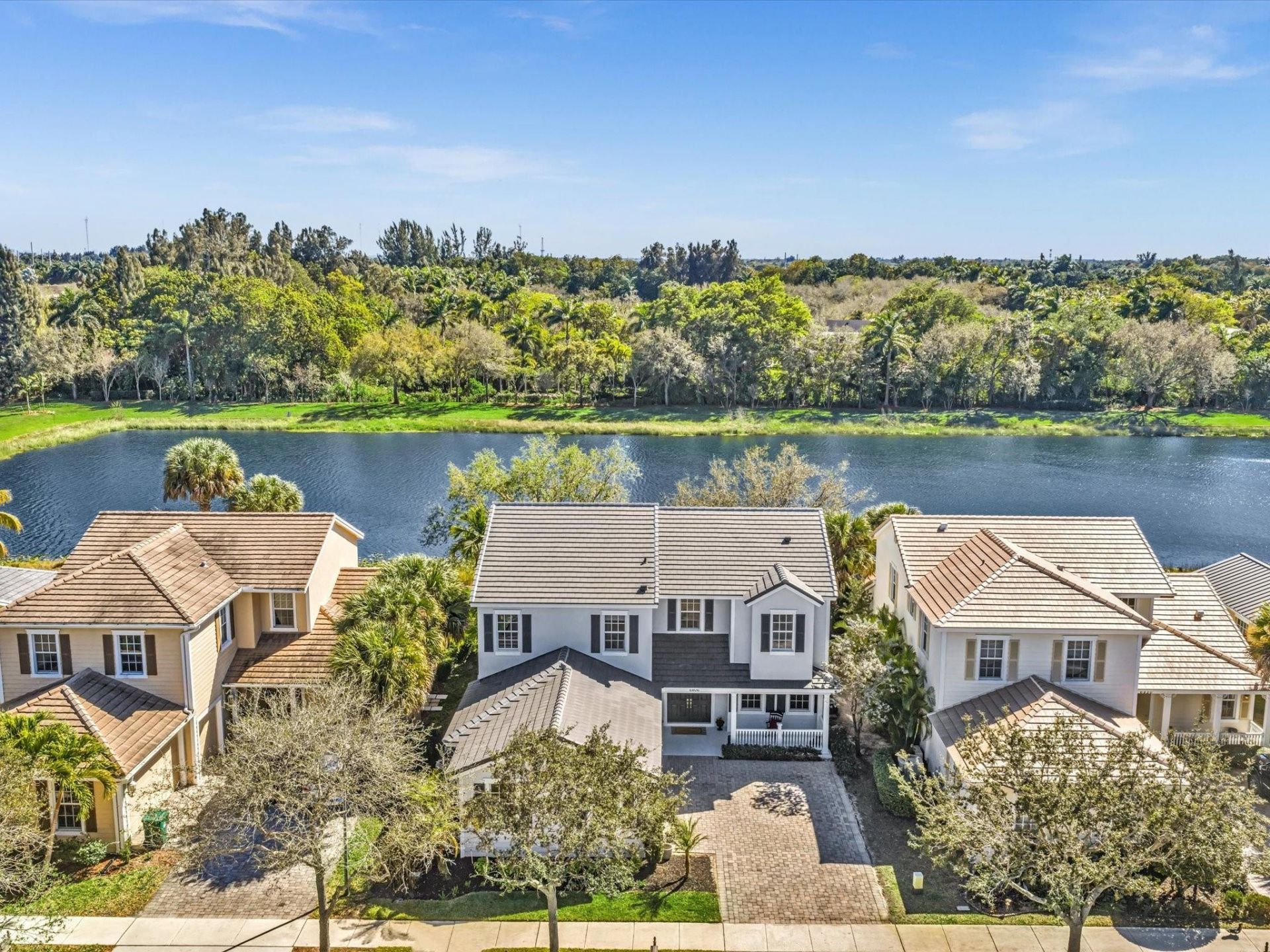 6806 Lakeside Circle, Davie, FL 33314 Photo