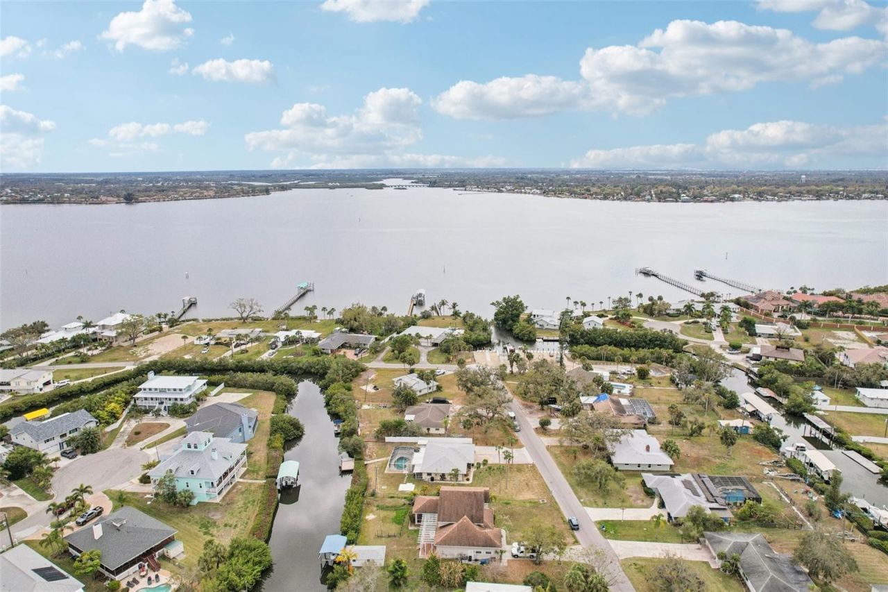 342 Shore Drive, Ellenton, FL 34222 Photo