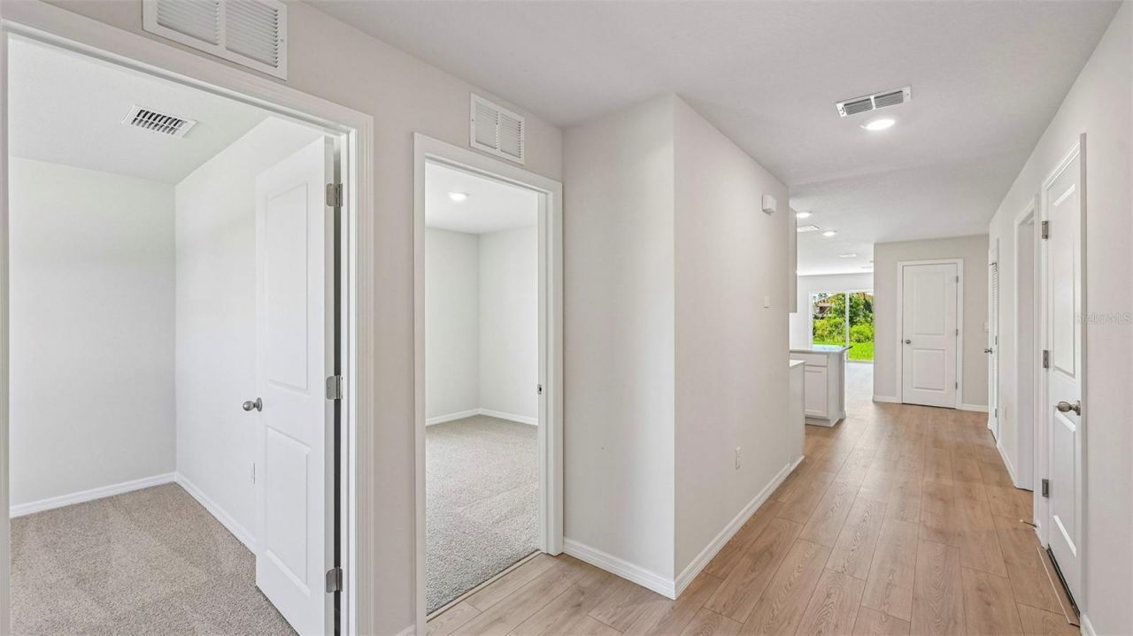12412 Hopscotch Avenue E, Palmetto, FL 34221 Photo