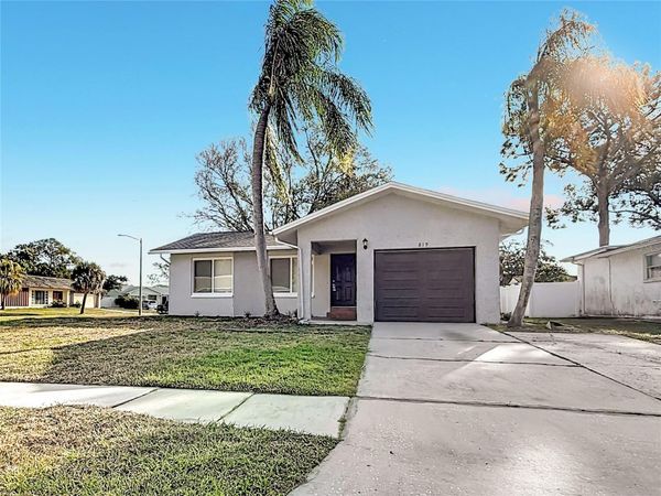 819 HELMSMAN WAY , PALM HARBOR, FL 34685